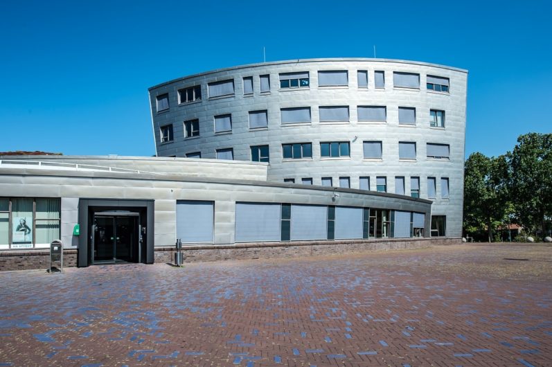 Gemeentehuis Schouwen Duiveland Project Uigevoerd Door TMC Project 25